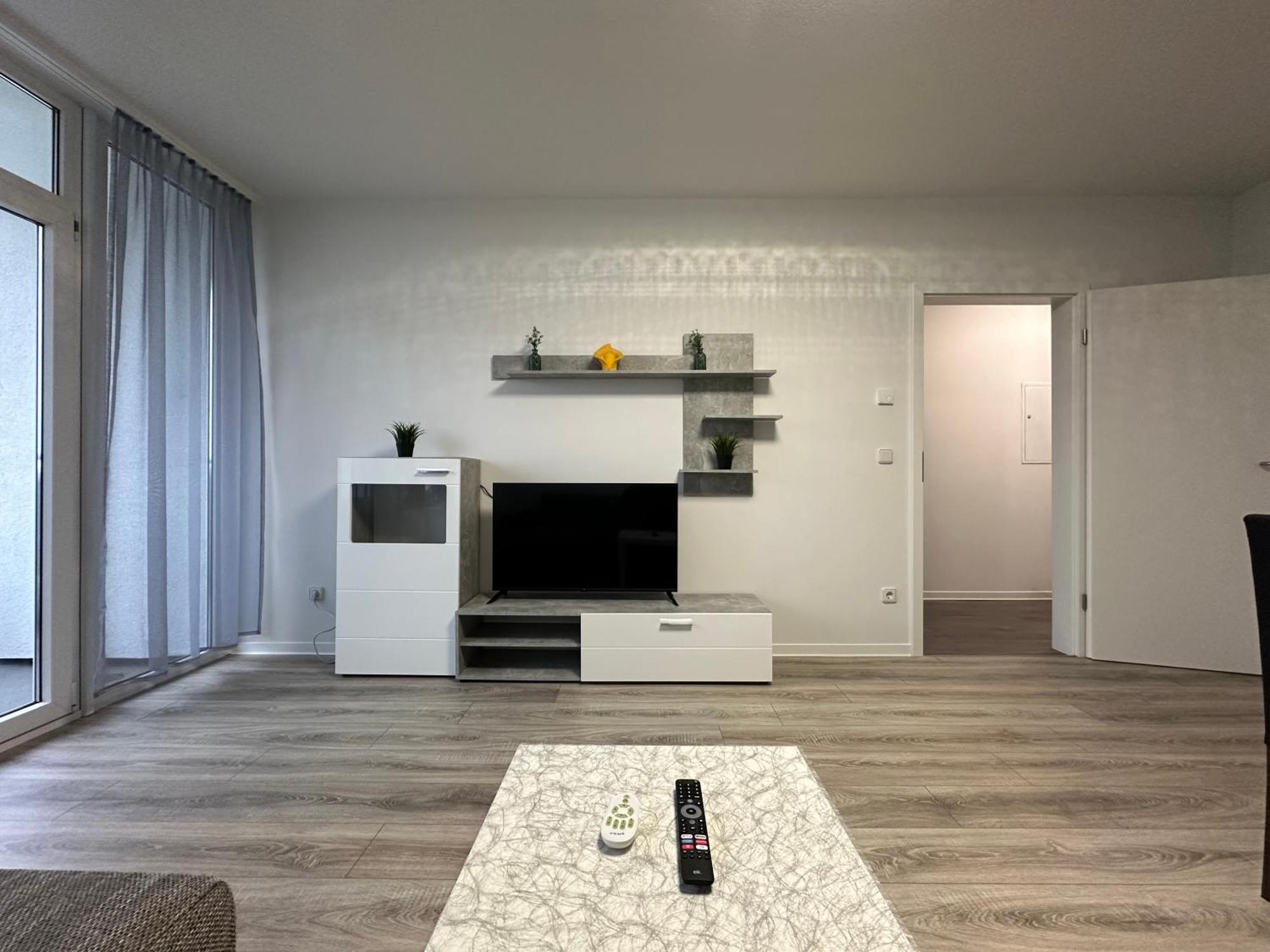 Olis Appartement In نيوس المظهر الخارجي الصورة